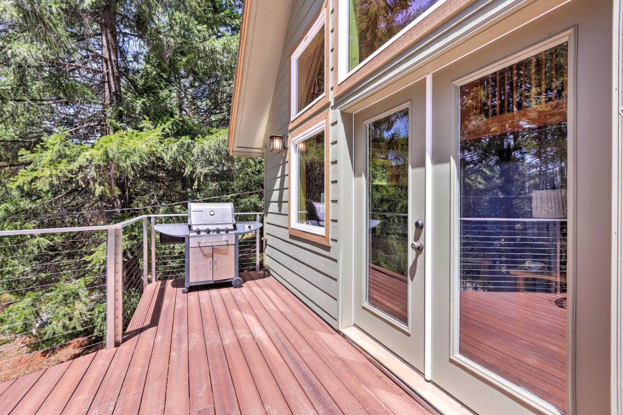 Rustic Retreat With Deck Steps From Lake Almanor! Villa Exterior photo