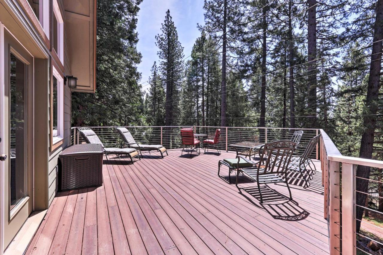 Rustic Retreat With Deck Steps From Lake Almanor! Villa Exterior photo